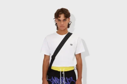 Minus-Two-Graff-Cargos-Logo-Violet